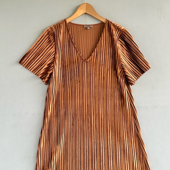 🎉5 for $45🎉 Lilla Pdress size S - Picture 2 of 7